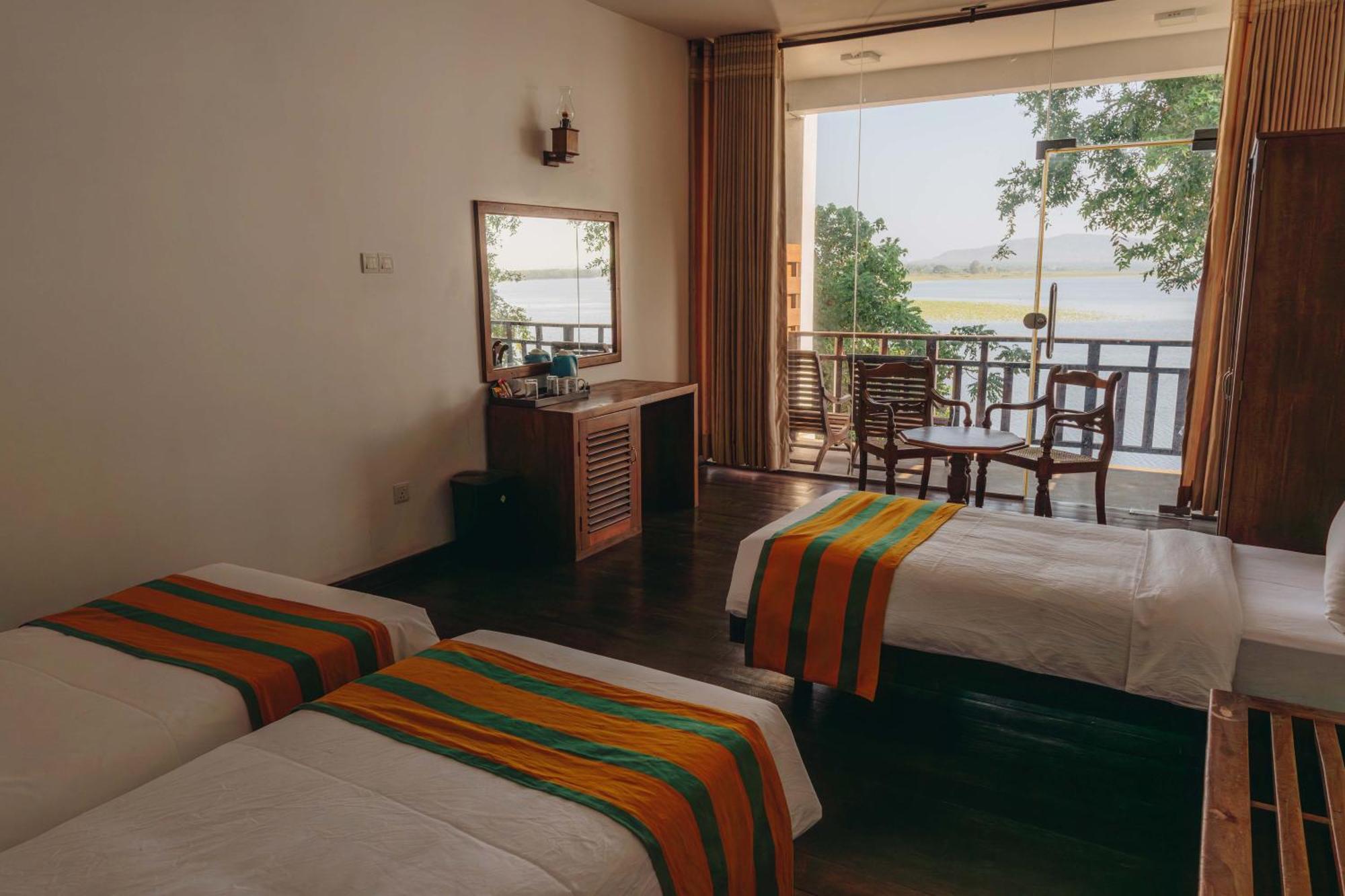 Yala Oga Reach Hotel Tissamaharama Eksteriør billede