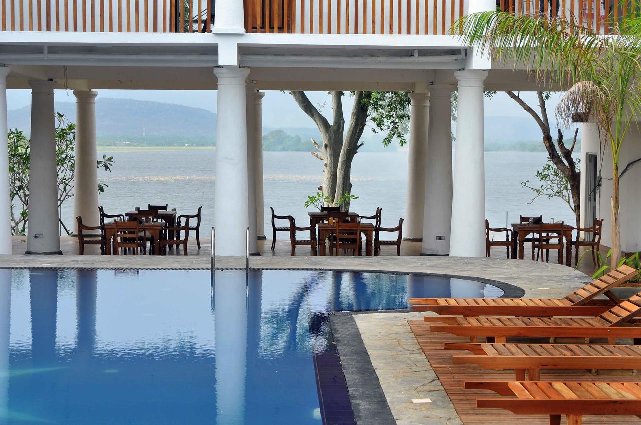 Yala Oga Reach Hotel Tissamaharama Eksteriør billede