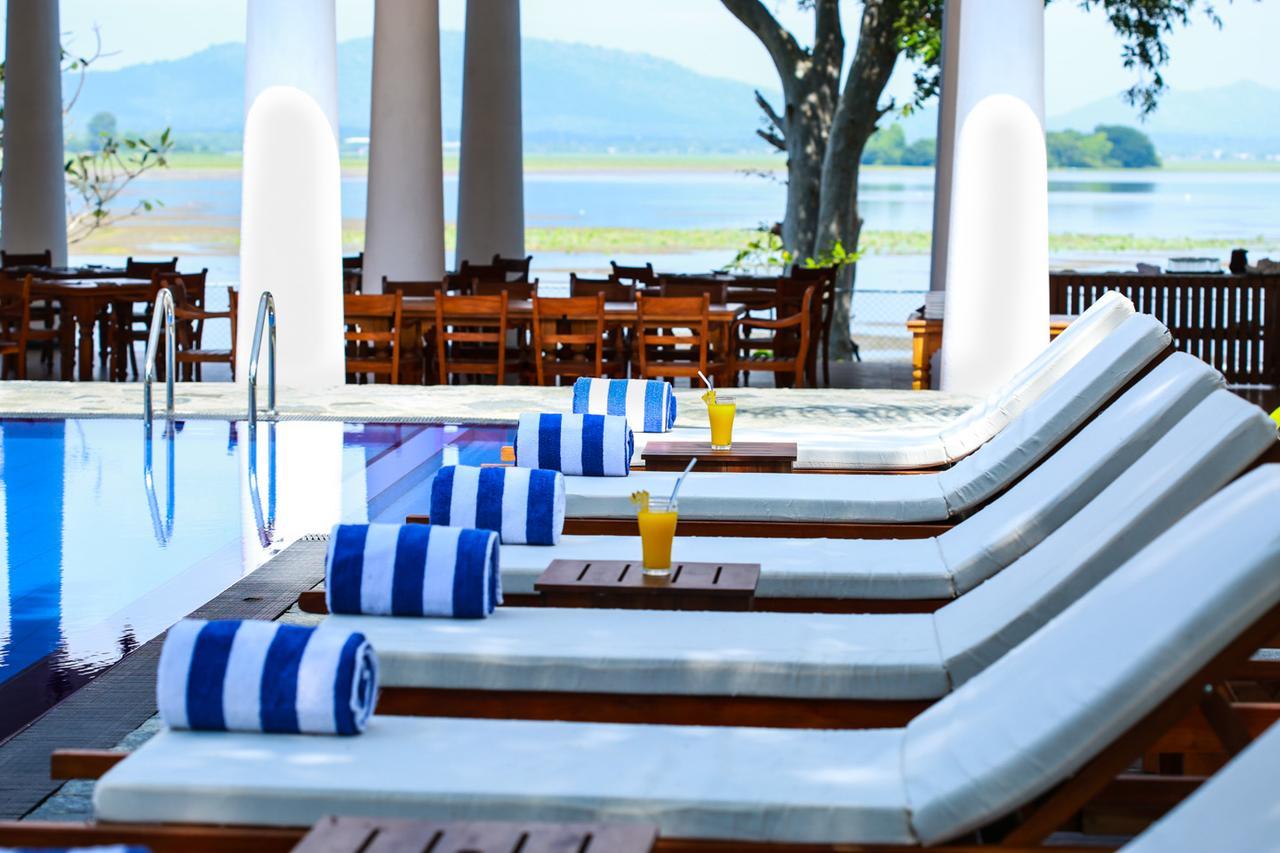 Yala Oga Reach Hotel Tissamaharama Eksteriør billede